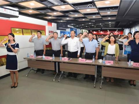 pp电子爱心纪录——凝聚实力 爱心转达希望